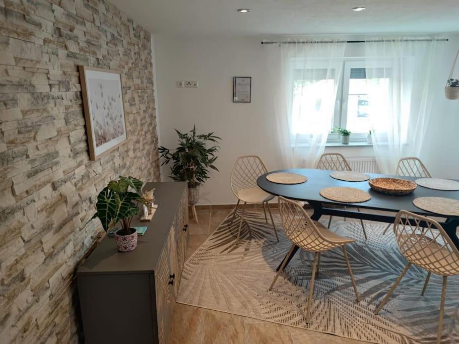 -Stadthaus Ida- Mit Grosser Dachterasse, Am Schlosspark, Luftkurort Kisslegg, Boxspringbetten, Kaffeevollautomat, Smarttv, Familienfreundlich, Grosszuegig, Zentral Exterior foto